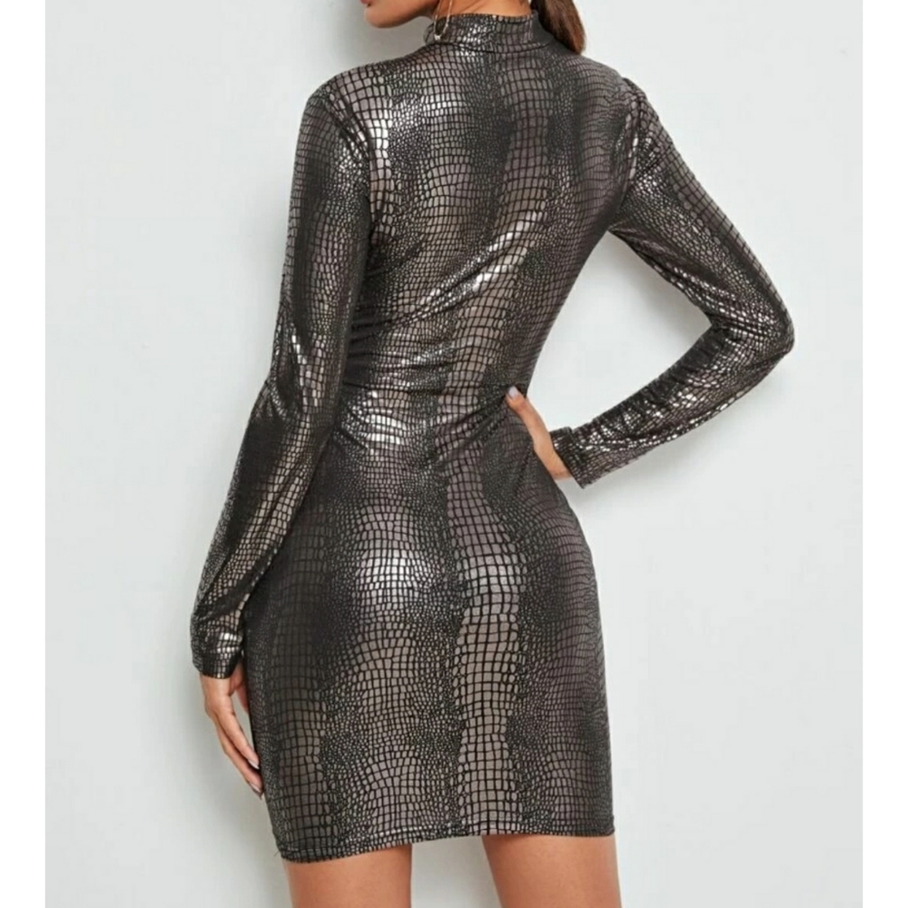❗FINAL SALE❗Embossed Metallic Bodycon Dress - Picture 3 of 5